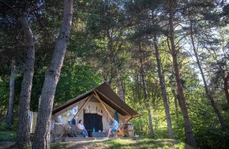 Campsite Huttopia lake Serre-Ponçon