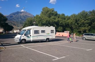 Camping-car parking area- Savines-le-Lac