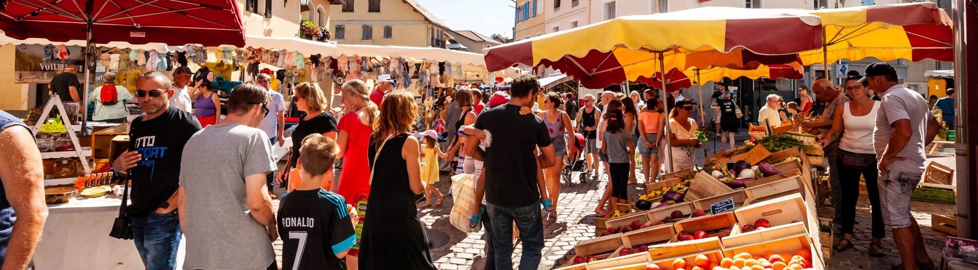 Marchés à Serre-Ponçon