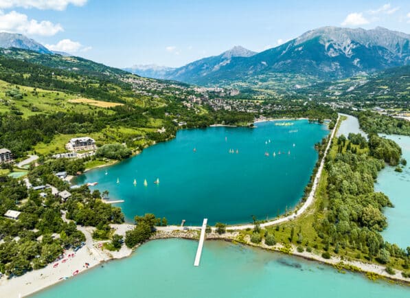 Plan d'eau d'Embrun à Serre-Ponçon