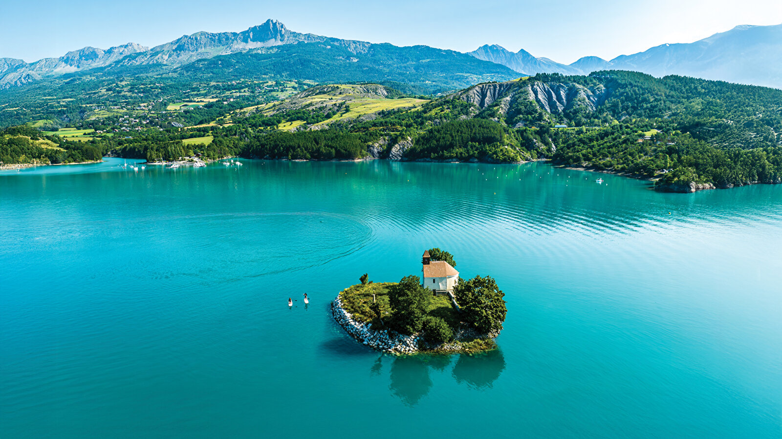 Chapelle Saint-Michel, lac de Serre-Ponçon